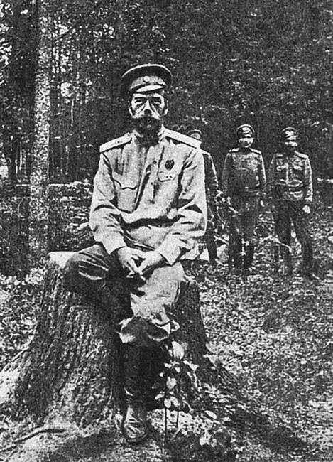 Иллюстрация к книге — Подлинная история Дома Романовых. Путь к святости [i_101.jpg]