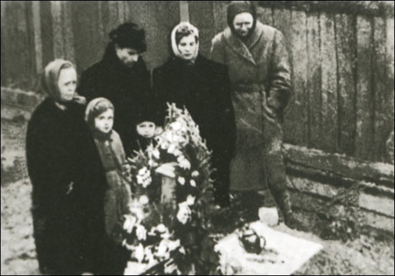 Иллюстрация к книге — Николай Рубцов [_30.jpg]