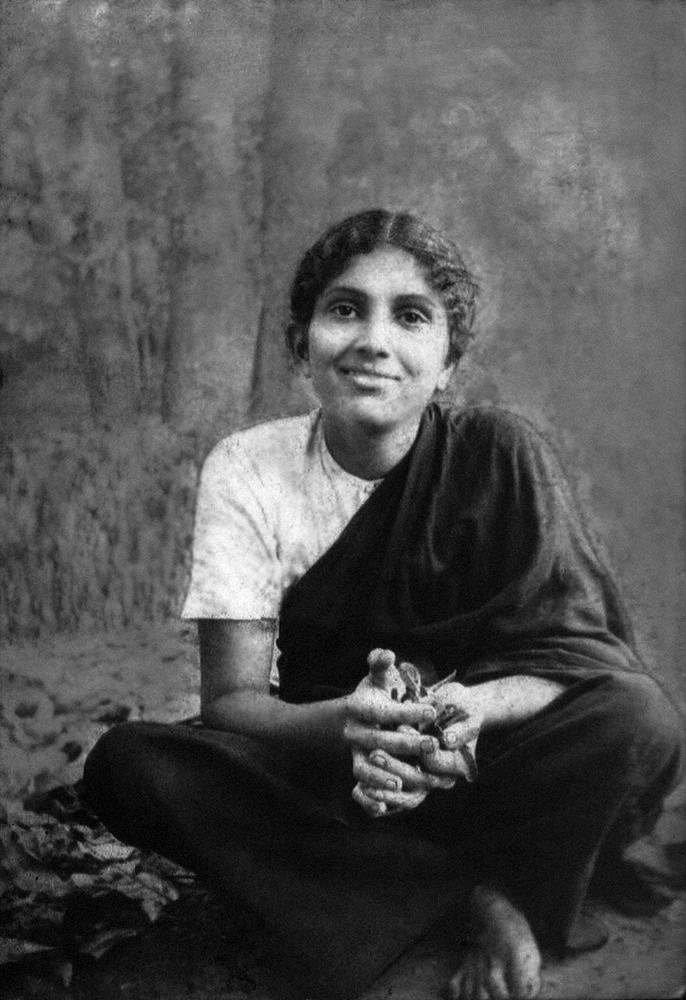 Иллюстрация к книге — Женщины Абсолюта [i_026.jpg]