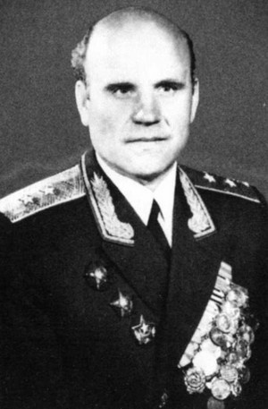 Иллюстрация к книге — Щёлоков [i_020.jpg]