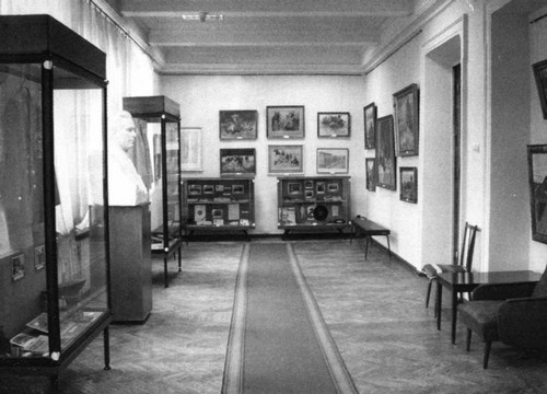 Иллюстрация к книге — Щёлоков [i_031.jpg]