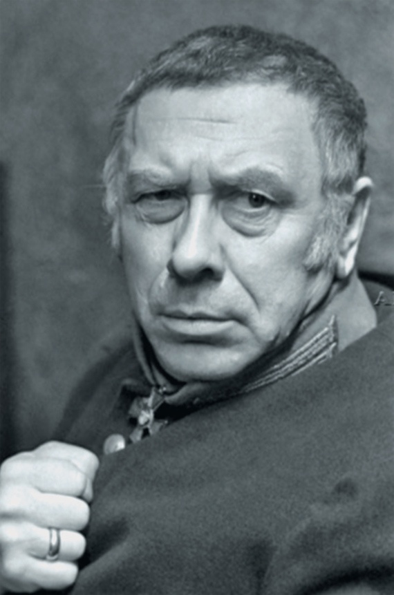 Иллюстрация к книге — Анатолий Папанов. Снимайте шляпу, вытирайте ноги [_26.jpg]