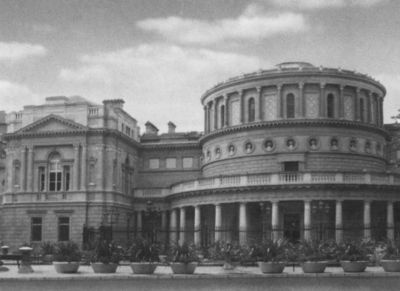 Иллюстрация к книге — Джойс [i_009.jpg]