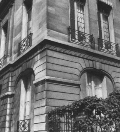 Иллюстрация к книге — Джойс [i_035.jpg]