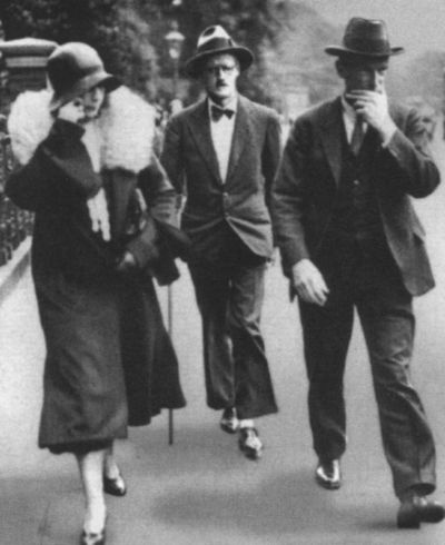 Иллюстрация к книге — Джойс [i_052.jpg]