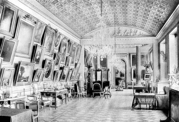 Иллюстрация к книге — Строгоновы. 500 лет рода. Выше только цари [i_005.jpg]