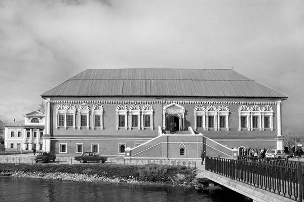 Иллюстрация к книге — Строгоновы. 500 лет рода. Выше только цари [i_019.jpg]