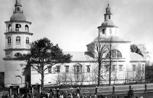 Иллюстрация к книге — Строгоновы. 500 лет рода. Выше только цари [i_088.jpg]