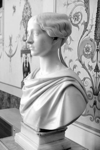 Иллюстрация к книге — Строгоновы. 500 лет рода. Выше только цари [i_143.jpg]