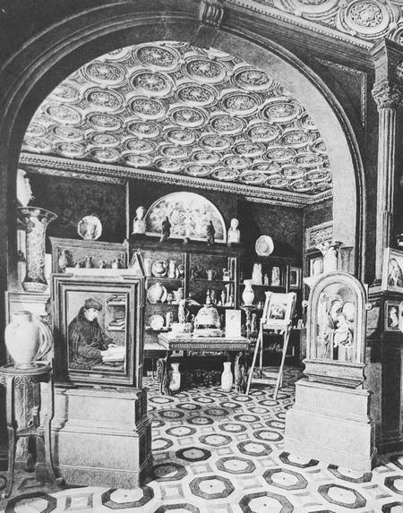 Иллюстрация к книге — Строгоновы. 500 лет рода. Выше только цари [i_193.jpg]