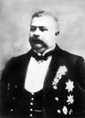 Иллюстрация к книге — Строгоновы. 500 лет рода. Выше только цари [i_232.jpg]