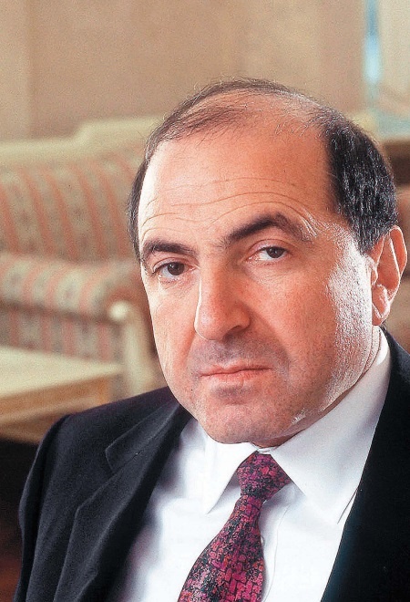 Иллюстрация к книге — Время Березовского [i_036.jpg]