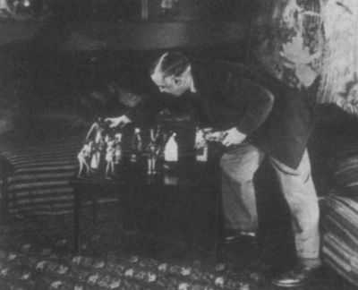 Иллюстрация к книге — Таиров [i_043.jpg]