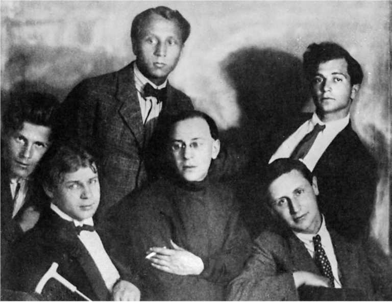 Иллюстрация к книге — Сергей Есенин. Биография [i_200.jpg]