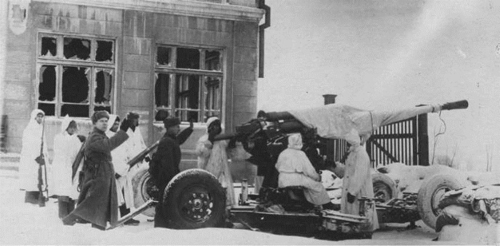 Иллюстрация к книге — Сражение за Тулу [i_051.jpg]