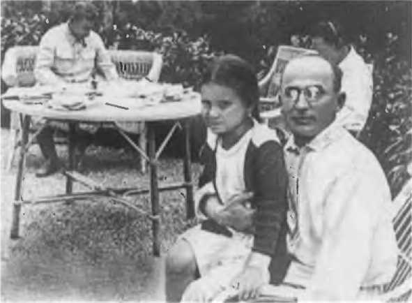 Иллюстрация к книге — Александр Коротков [i_046.jpg]