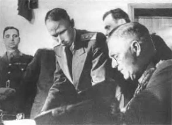 Иллюстрация к книге — Александр Коротков [i_074.jpg]