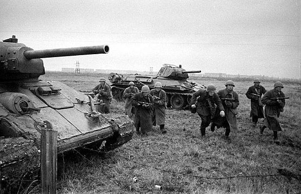 Иллюстрация к книге — Ленинградский фронт [i_014.jpg]