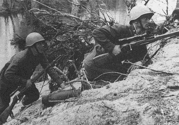 Иллюстрация к книге — Ленинградский фронт [i_034.jpg]