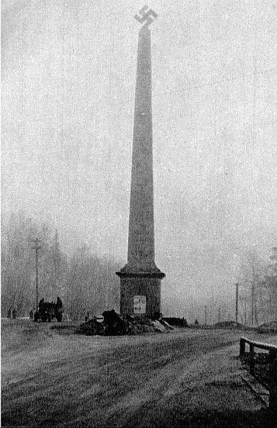 Иллюстрация к книге — Ленинградский фронт [i_080.jpg]