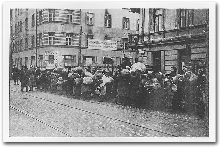 Иллюстрация к книге — Храброе сердце Ирены Сендлер [i_008.jpg]