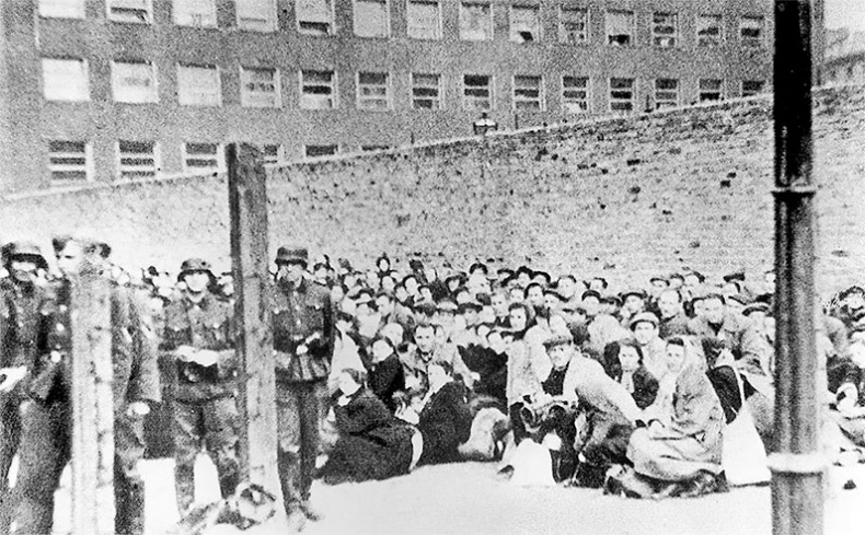 Иллюстрация к книге — Храброе сердце Ирены Сендлер [i_014.jpg]