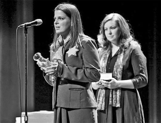 Иллюстрация к книге — Храброе сердце Ирены Сендлер [i_032.jpg]