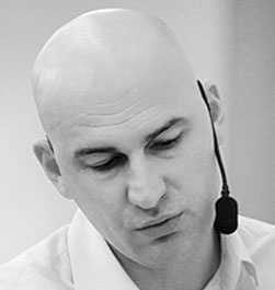 Иллюстрация к книге — Катализатор величия [i_010.jpg]