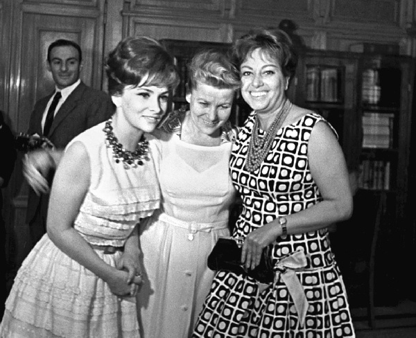 Иллюстрация к книге — Екатерина Фурцева. Главная женщина СССР [i_003.jpg]