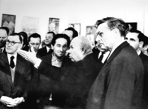 Иллюстрация к книге — Екатерина Фурцева. Главная женщина СССР [i_007.jpg]