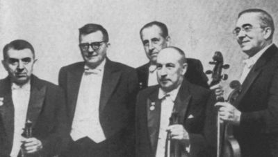 Иллюстрация к книге — Шостакович [i_043.jpg]