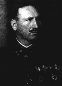 Иллюстрация к книге — Их послал на смерть Жуков? Гибель армии генерала Ефремова [i_001.jpg]