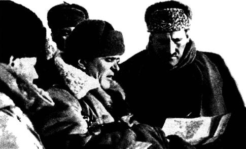 Иллюстрация к книге — Их послал на смерть Жуков? Гибель армии генерала Ефремова [i_064.jpg]