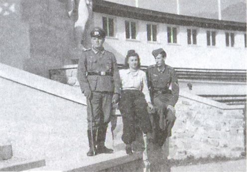 Иллюстрация к книге — Сквозь ад за Гитлера [i_004.jpg]