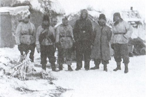 Иллюстрация к книге — Сквозь ад за Гитлера [i_009.jpg]