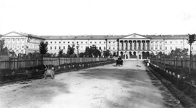 Иллюстрация к книге — Смольный институт. Дневники воспитанниц [i_011.jpg]