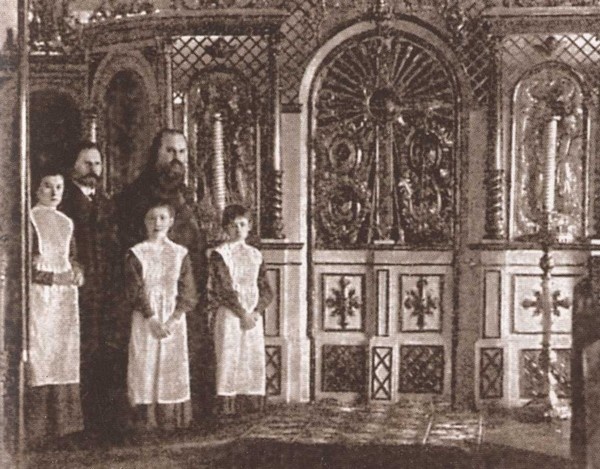 Иллюстрация к книге — Лидия Русланова. Душа-певица [i_009.jpg]