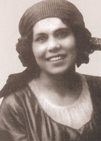 Иллюстрация к книге — Лидия Русланова. Душа-певица [i_010.jpg]