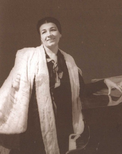 Иллюстрация к книге — Лидия Русланова. Душа-певица [i_032.jpg]