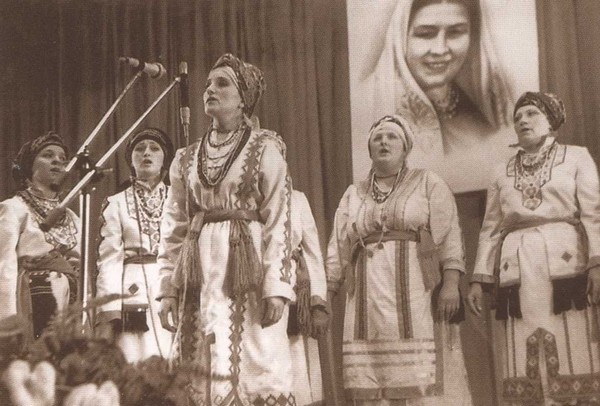 Иллюстрация к книге — Лидия Русланова. Душа-певица [i_059.jpg]