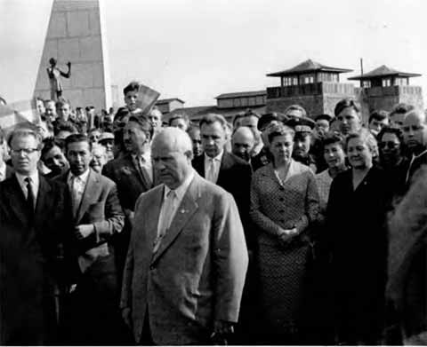 Иллюстрация к книге — Фурцева [i_012.jpg]