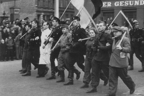 Иллюстрация к книге — Маркус Вольф [i_008.jpg]