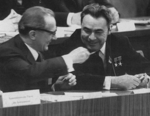 Иллюстрация к книге — Маркус Вольф [i_027.jpg]