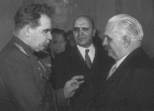 Иллюстрация к книге — Маркус Вольф [i_031.jpg]