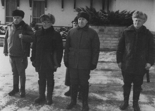 Иллюстрация к книге — Маркус Вольф [i_033.jpg]