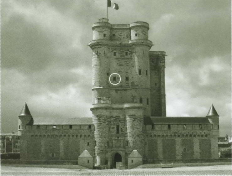 Иллюстрация к книге — Маркиз де Сад [i_020.jpg]