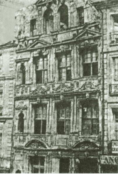 Иллюстрация к книге — Маркиз де Сад [i_025.jpg]