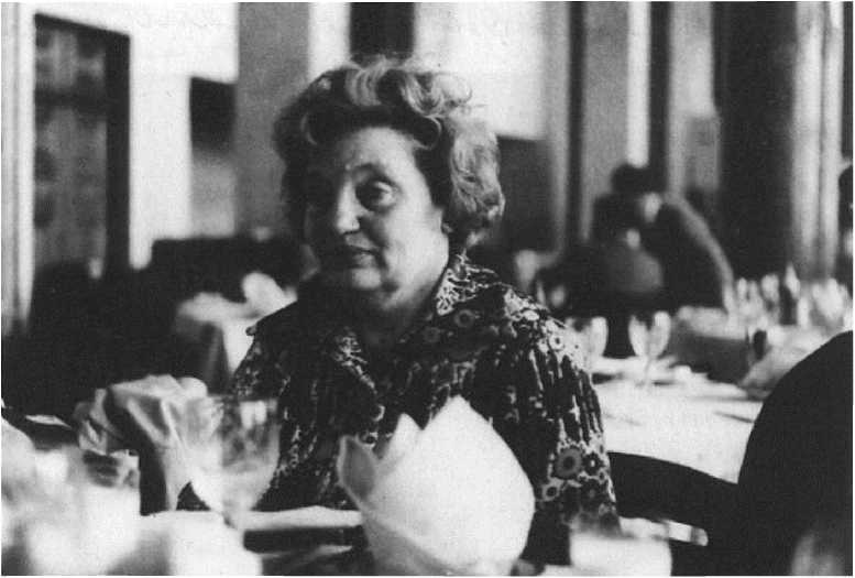 Иллюстрация к книге — Эдик. Путешествие в мир детского писателя Эдуарда Успенского [i_014.jpg]