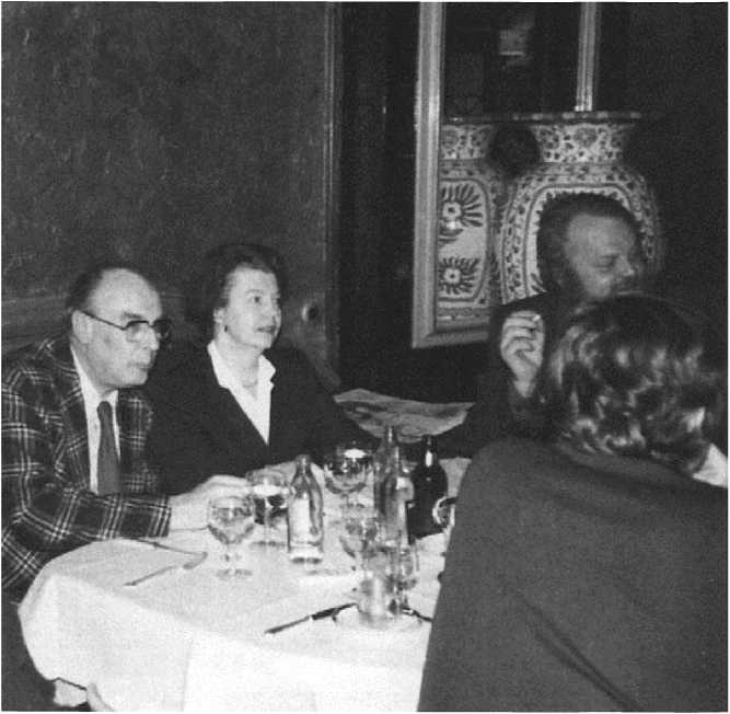 Иллюстрация к книге — Эдик. Путешествие в мир детского писателя Эдуарда Успенского [i_017.jpg]