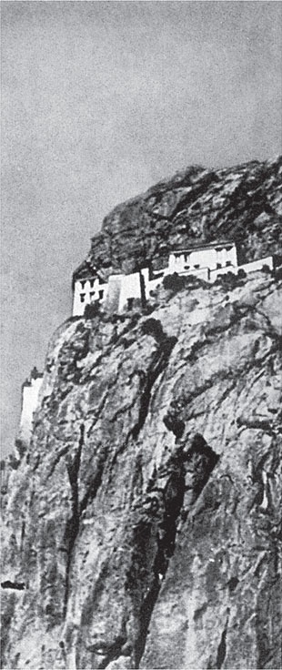 Иллюстрация к книге — Семь лет в Тибете. Моя жизнь при дворе Далай-ламы [_14.jpg]